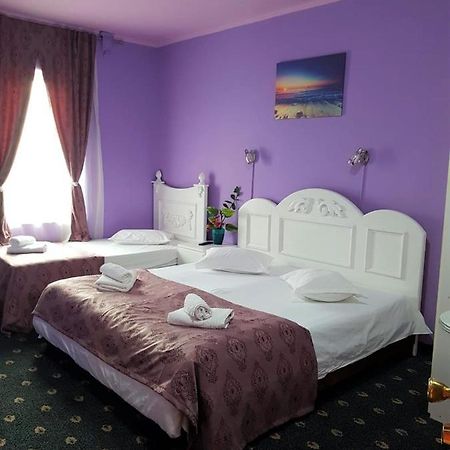 Hotel Darosy Arad Eksteriør billede
