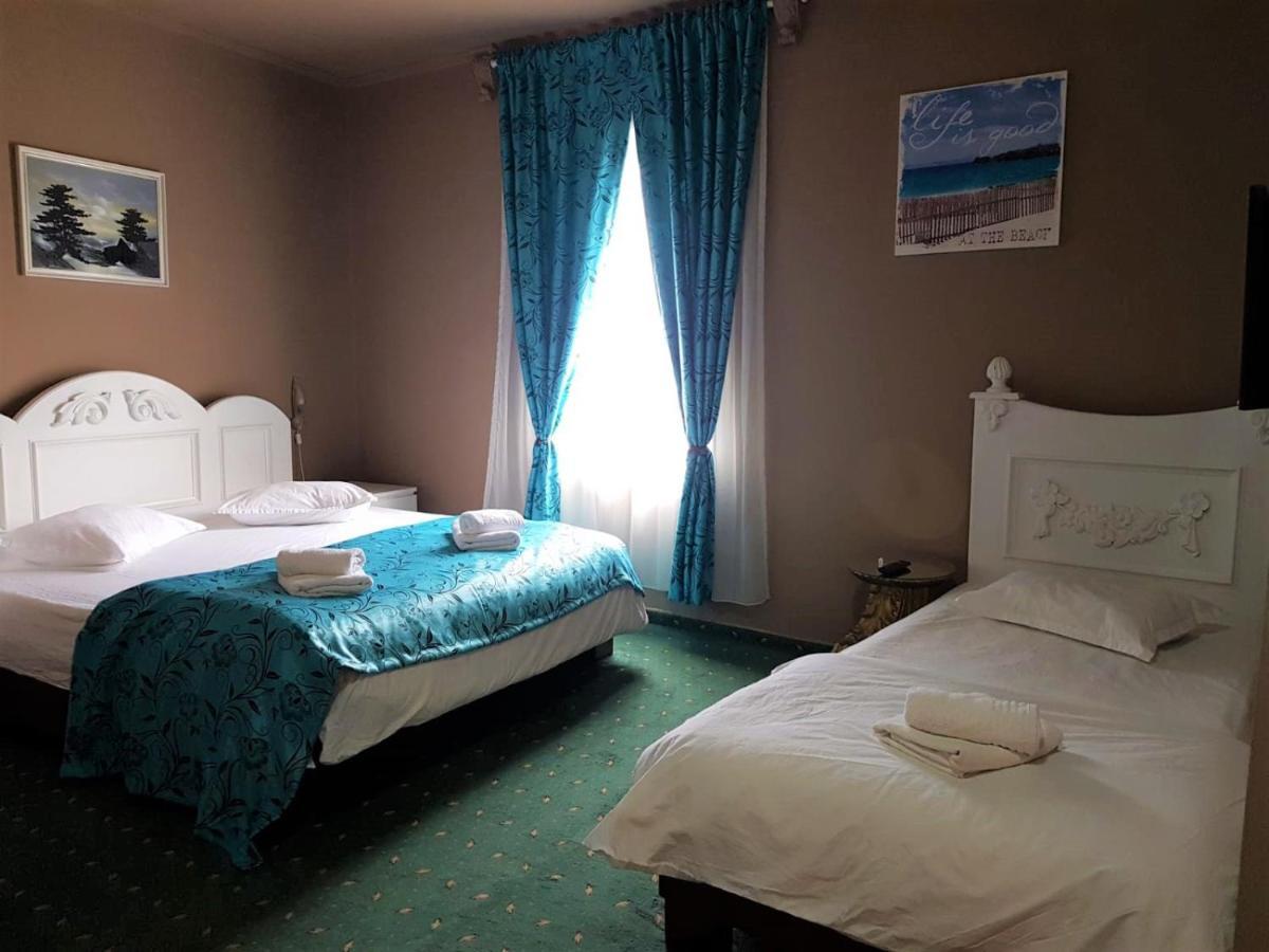 Hotel Darosy Arad Eksteriør billede